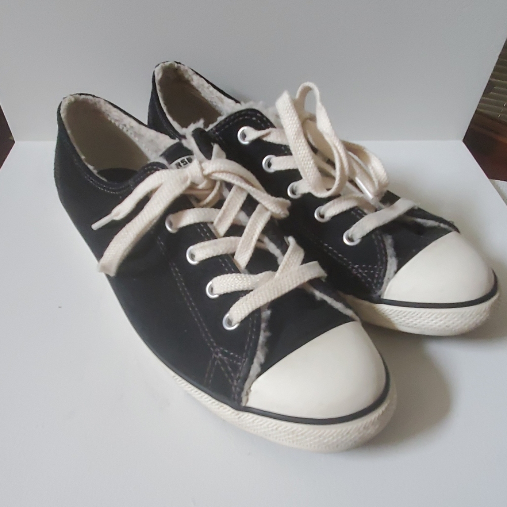 Converse All Star Size 10 Black Suede Tennis Shoes